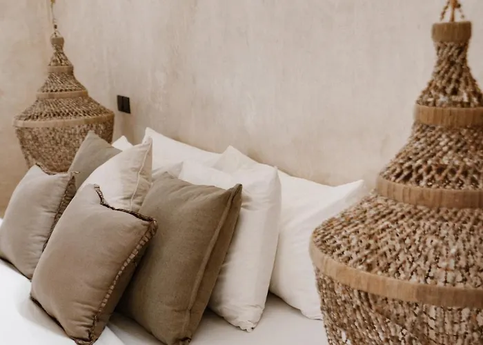 Bella - Stylish 3-bedroom Oasis With Mediterranean Charm チャングー